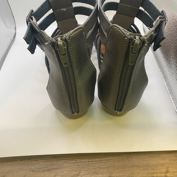 Rampage Saraa Gladiator Sandals - Picture 4 of 4